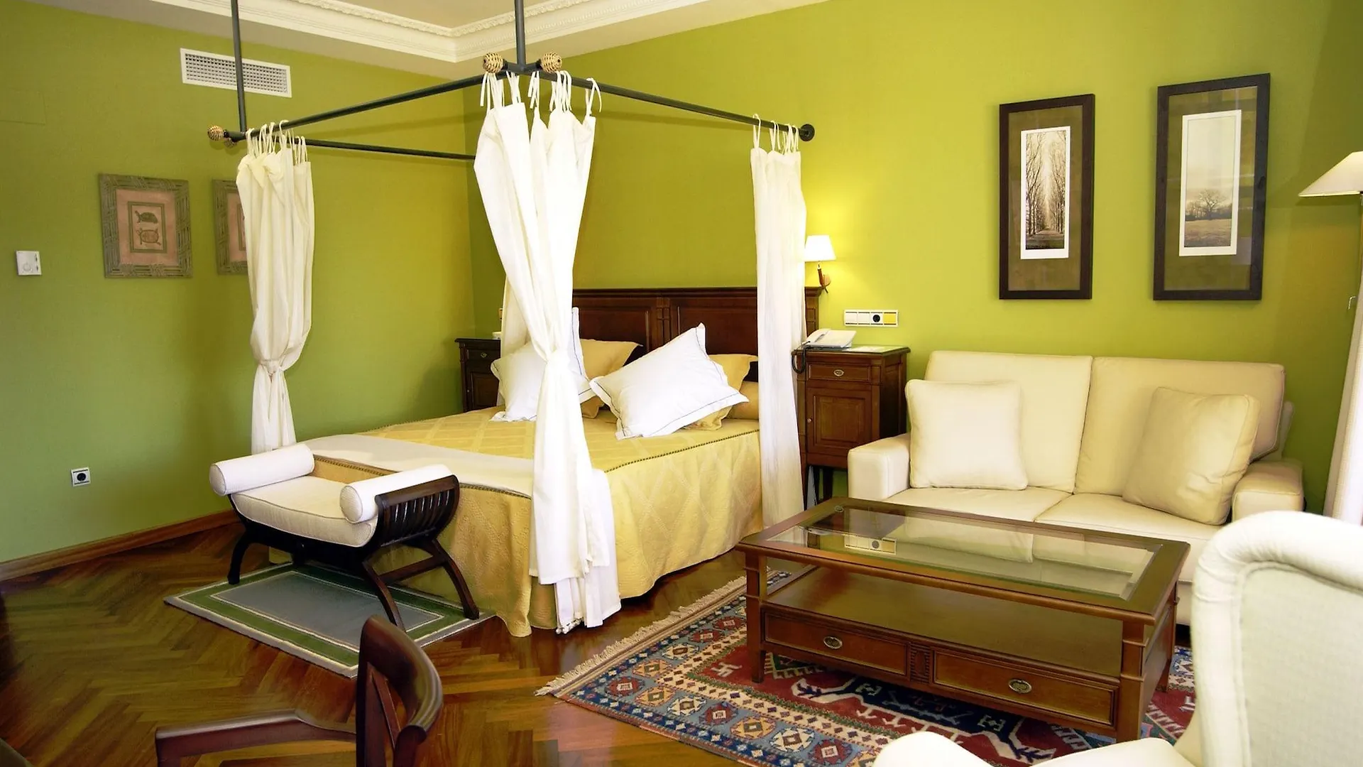 Apartamentos Soho Boutique Vistahermosa El Puerto de Santa Maria Spain